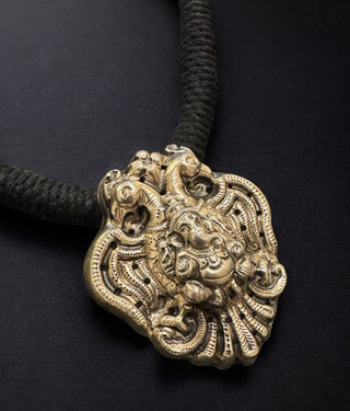 The Ekadanta Silver Gandaberunda Thread Necklace (Oxidised)