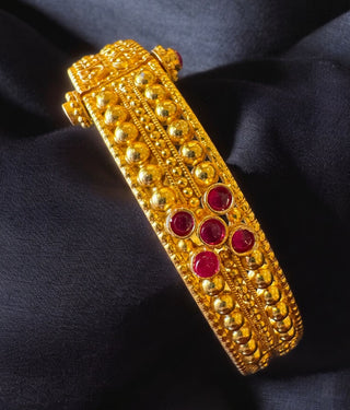 The Samyukta Silver Filigree Openable Bracelet - Single (Size /2.2/2.4/2.6/2.8)