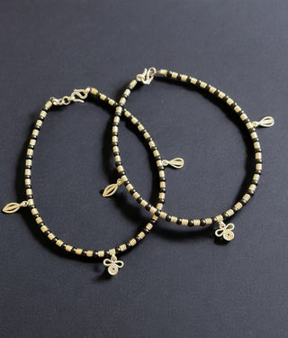 The Natasha Silver Blackbead Anklets