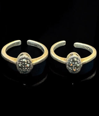 The Nitya Silver Marcasite Toe-Rings