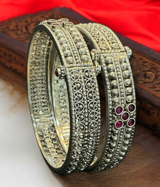 The Samyukta Silver Filigree Openable Bracelet - Single (Oxidised-Size /2.2/2.4/2.6/2.8)