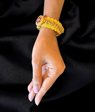 The Gejje Silver Coin Openable Kada Bracelet (Red/White/Size 2.2/2.4/2.6/2.8)