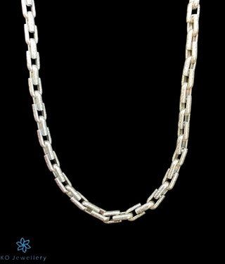 The Aadi Linked Silver Chain