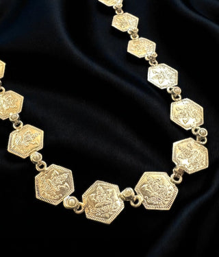 The Sadara Silver Lakshmi Pearl Kasumala Necklace (Oxidised)