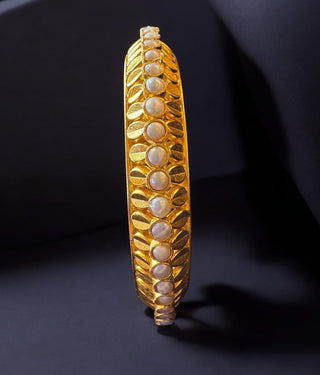 The Moti Tode Silver Pearl Bangle- Single (Size/2.2/ 2.4/2.6/2.8)