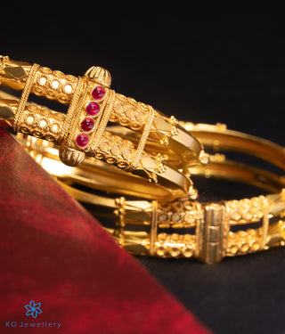 The Kumud Silver Coorgi Bracelet-Single (Two layers Size /2.2/2.4/2.6/2.8)