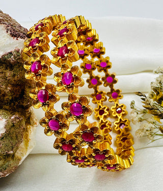 The Piali Floral Silver Kemp Bangle (Red/Size/2.2/2.6/2.8)