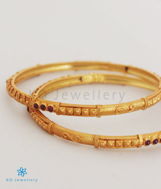 The Ruhi Silver Kempu Bangle- Single (Size/2.2/2.4/2.6/2.8)