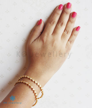 The Piyali Silver Pearl Bangle- Single (Size/2.2/ 2.4/2.6/2.8)