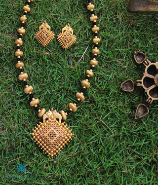 The Amitava Jomale Silver Necklace (Medium/Black)