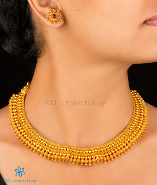 The Sampige Silver Necklace & Earrings