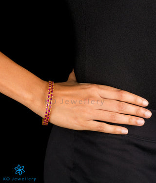 The Artava Silver Kempu Bangle- Single (Red/Size 2.2/2.4/2.6/2.8)