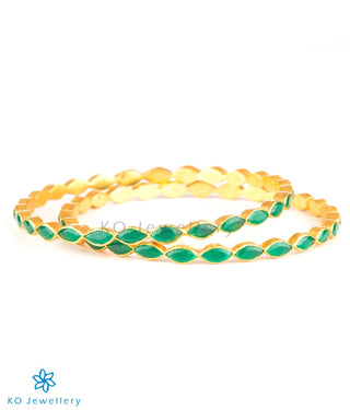 The Avantika Silver Kemp Bangle-Single (Green/Size 2.2/2.4/2.6/2.8)