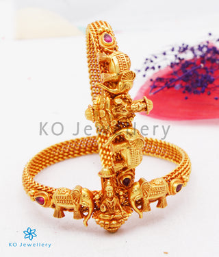 The Gajalakshmi Silver  Bracelet-Single (Size 2.2/2.4/2.6/2.8)