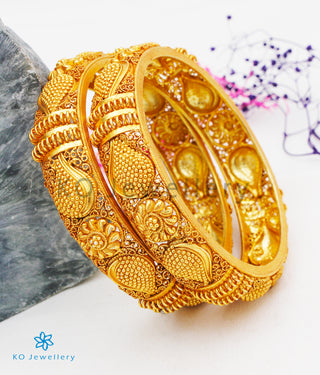 The Alvira Silver Filigree Bangle- Single (Size 2.2/2.4/2.6/2.8)