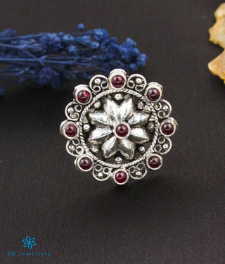 The Parisera Kemp Silver Finger Ring (Oxidised)