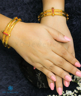 The Kumud Silver Coorgi Bracelet-Single (Two layers Size /2.2/2.4/2.6/2.8)